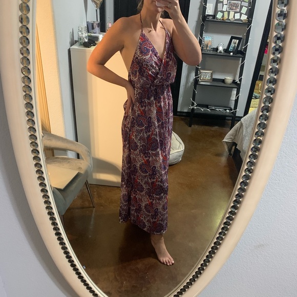 Forever 21 Dresses & Skirts - Vibrant Maxi Dress